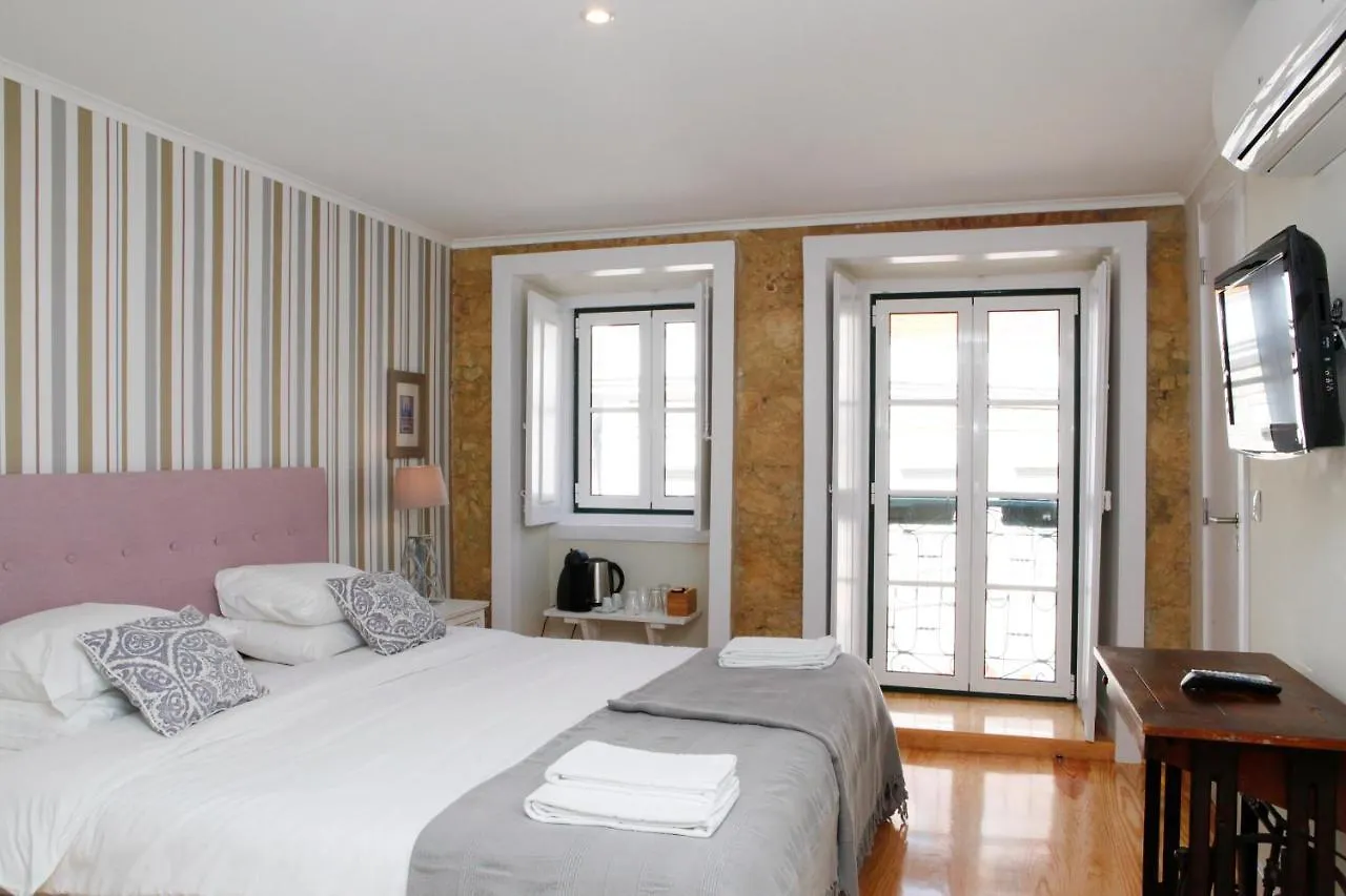 Flores Guest House Lissabon 4*,