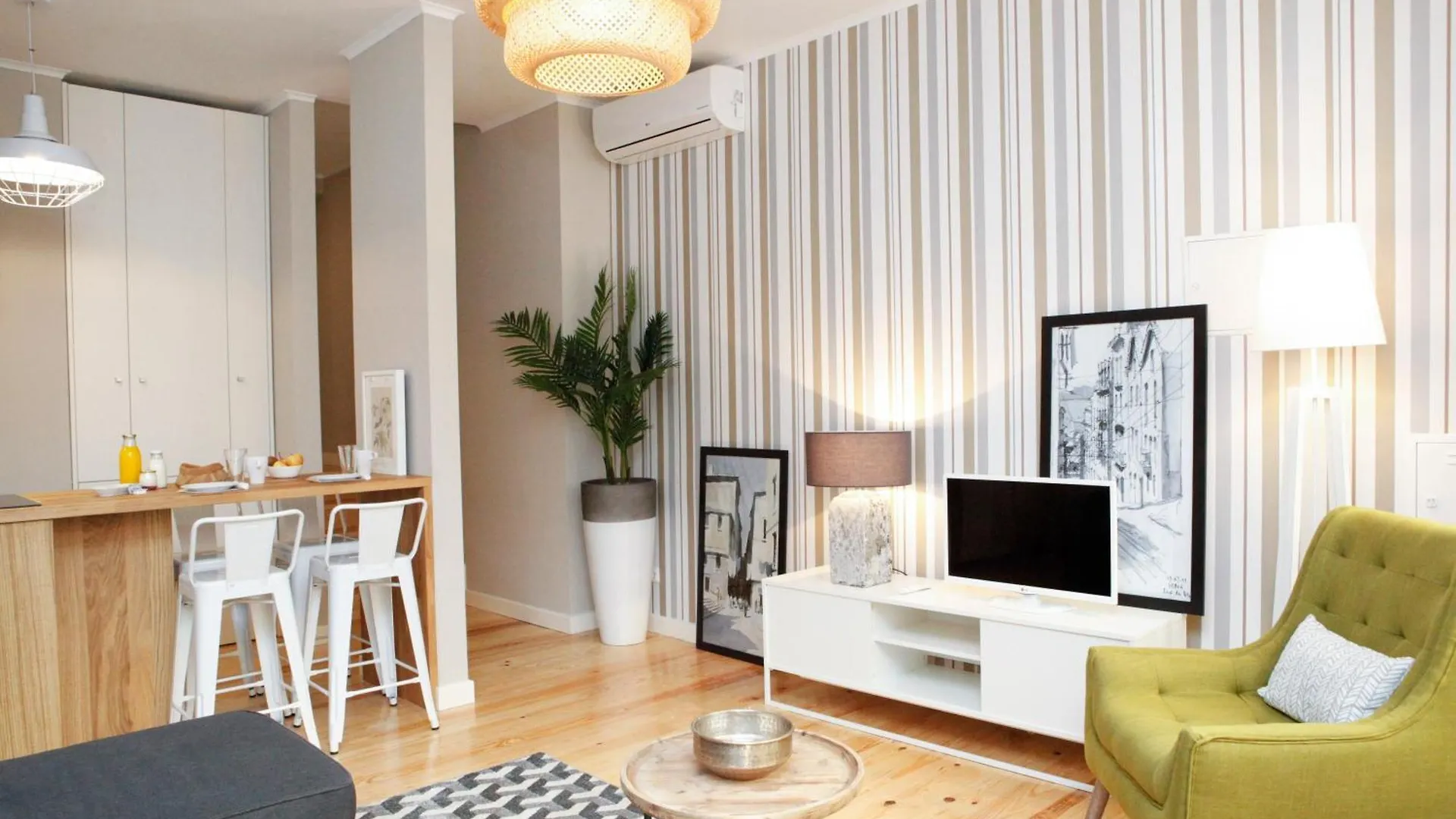 Flores Guest House Lisbon Bed & Breakfast
