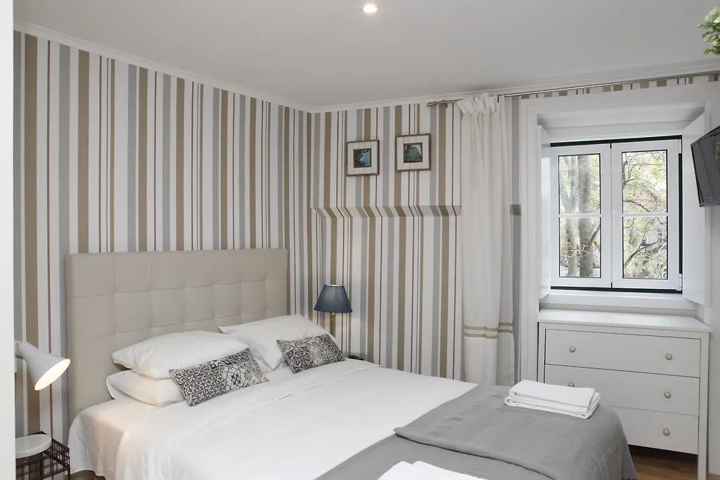 Flores Guest House Lisbon Bed & Breakfast